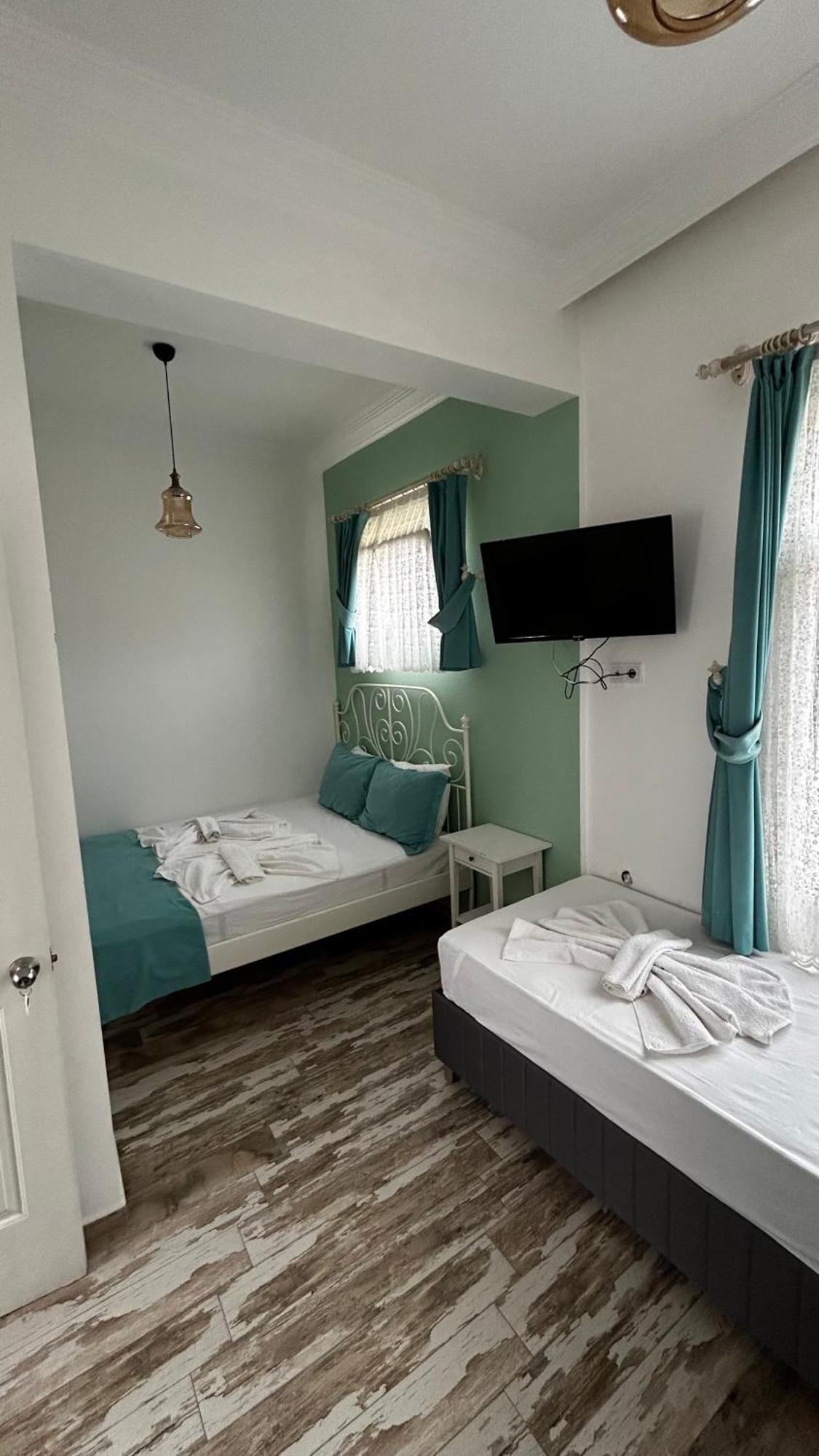 Maydanoz Otel Foça Eksteriør billede